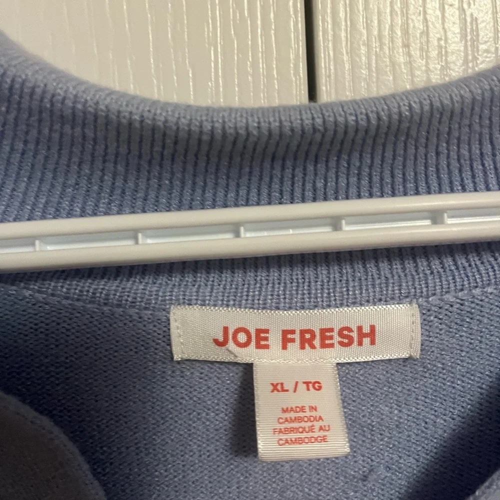 NWT Light Blue V-Neck Collared Sweater - Picture 5 of 9